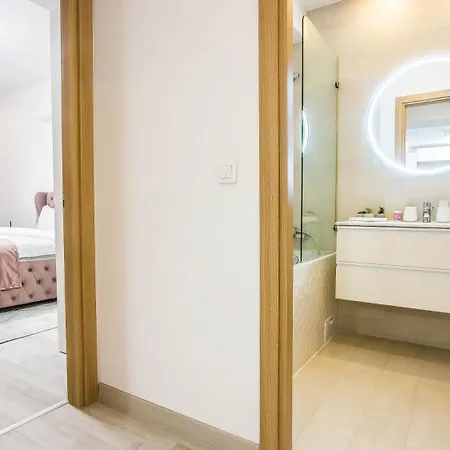 Flowers By Yamaluxe * Bucureşti