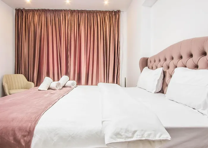 Flowers By Yamaluxe Apartmán Bukurešť